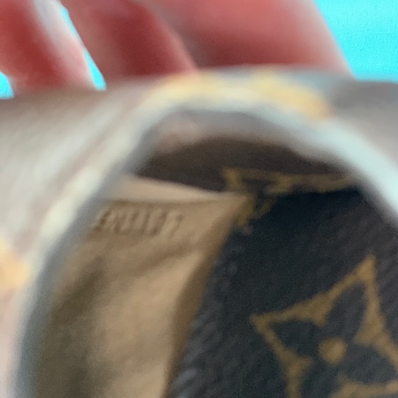 🛑SOLD Louis Vuitton sunglass case - Picture 7 of 8